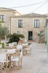 Curolla Petit Hotel Hotels in Llubi