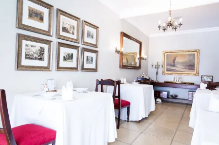 Burkleigh House Отели рядом с достопримечательностью «Йоханнесбург Зу»