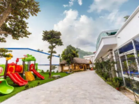 Hoa Vien Hotel - Suoi Khoang Kim Boi Hotels in Kim Boi District