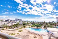 Casa Blanca Golf Villas