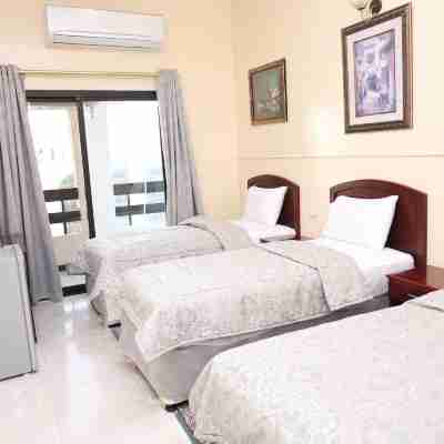 Deira Palace Hotel Rooms