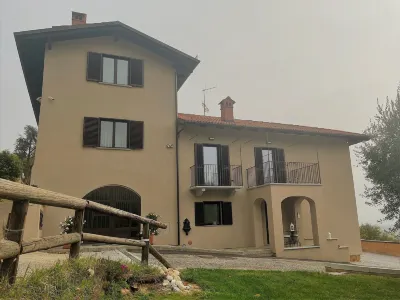 Tenuta Rella Hôtels à : Costigliole Saluzzo