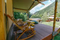 Green Camp - Adventure Glamping Hotels in Comuna Colți