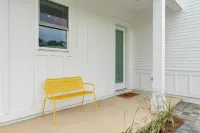 Flipper by Avantstay 18-person Retreat w/ Pool