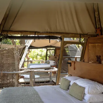 Shawa Luangwa Camp Hotels near South Luangwa National Park