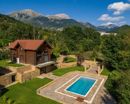 Evritos Villas & Suites with Pool Hotels in Karpenisi