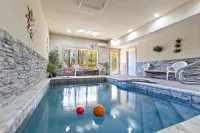 Whispering Pines Retreat by Ghosal Luxury Lodging - プライペートプール
