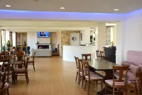 Parnon Hotel - Pet friendly