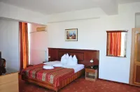 Hotel Emma Est Hotels in Craiova