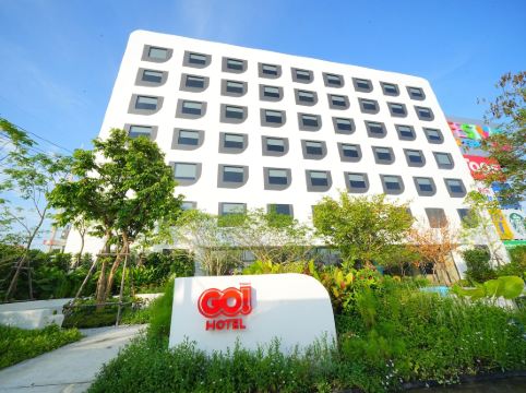 โรงแรมโก บ้านฉาง โรบินสัน ไลฟ์สไตล์