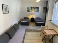 Fisherman's Lodge: 1 room (living/bedroom) - bathroom - kitchen - 30 min to Frankfurt