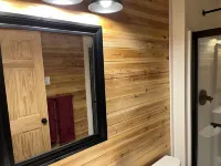 Beautiful new cabins mile off Blue Ridge Parkway in Montebello, VA