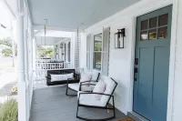 Close to Beach and Central Park Amenities - Charming Victorian Duplex