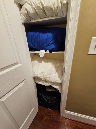 Charming Backyard Oasis with Fire Pit - Spacious and Inviting Retreat Отели в г. Тоусон