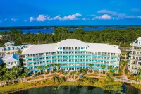 Stunning Lake Views and Resort-Style Amenities - Charming Coastal Retreat