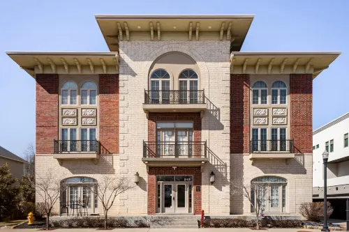 Steps to Bentonville Square | Chic Downtown Stay Hotels in Bentonville