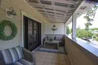 Luxe Kitchen and Spacious Living Area - Charming Low Country Haven