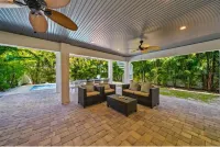 Heated Pool and Outdoor Lounge - Charming Island Retreat