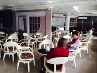 H3 Hotel - 2-Star