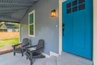 Charming Retreat w/ Bikes