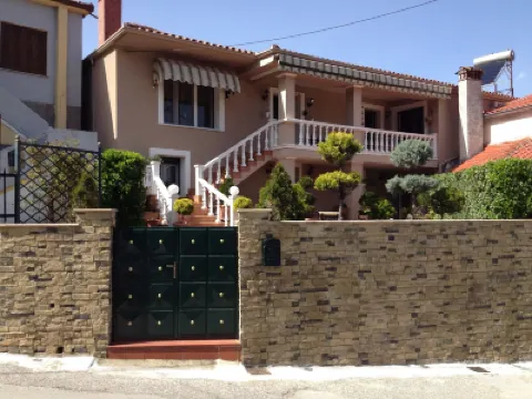 華麗家庭別墅酒店 - 梅提歐拉 酒店