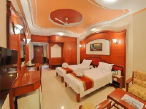 Hotel Gnanam Hotels in Thanjavur