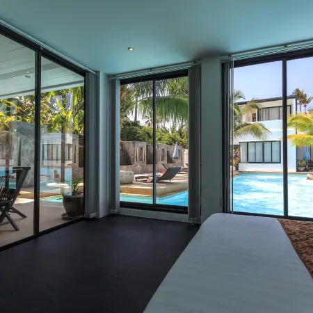 Sai Naam Lanta Residence, Rentals & Restaurant