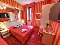 Messner Palace Venice Hotels near A Plus A Gallery