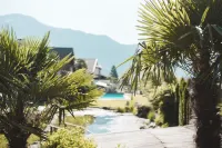 Hotel Tiefenbrunn Gardensuites & Breakfast - Pools