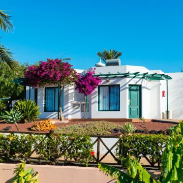 HL Club Playa Blanca Отели рядом с достопримечательностью «Пляж Фламинго»