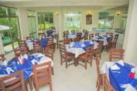 Sunset Paradise Holidays Homes - breakfast