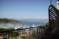 El Camino Hostel & Pub - Sea View