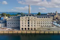 Royal William Yard Apartments Отели в г. Макер-вит-Рам
