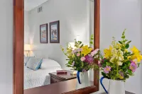 Second Floor Standard Suite Bay View - Pensions