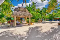 Island Bay Resort Hotels in Tavernier