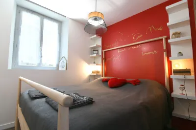 Appart Cosy Brest (Les Capucins) Hotels near 70.8