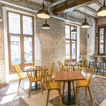 Original Domino House Отели рядом с достопримечательностью «Хемисферик»