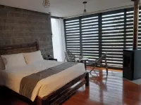 Los Laureles Glamping Hoteles en Píllaro