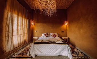 Dar Talmoudi ,Traditional Riad, Local Food, Camel , Desert Excursions