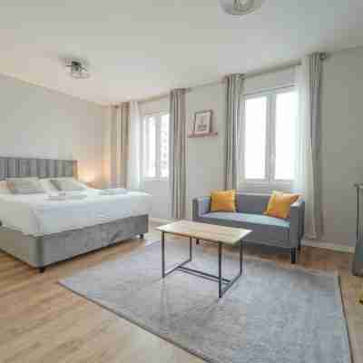 Hôtel Trianon Saint Ouen Rooms