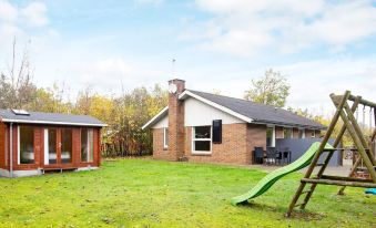 6 Person Holiday Home in Hemmet