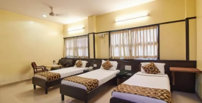 蘇哈石廣場旅館 邁索爾火車站（Mysore Junction Station）附近的飯店