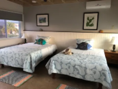 Turtles Nest Villa Hotels in Treasure Beach