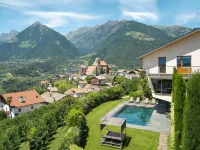 Apartment Prairerhof Hotels in Scena