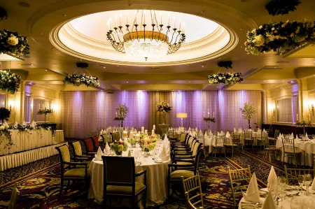 The Keadeen Hotel Отели в г. Tulfarris