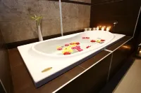 Hotel Reina Isabel - spa
