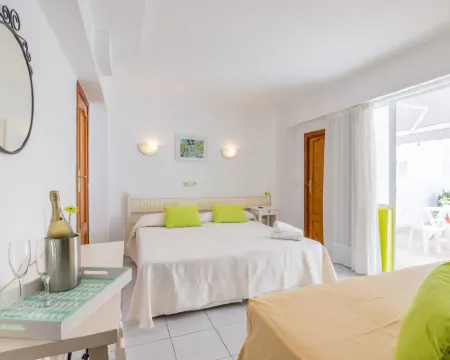 Garau Petit Hotel Hotels in Ses Cadenes