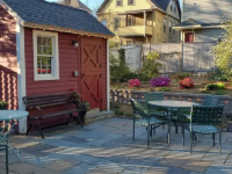 The Morrison House Bed and Breakfast Hotels in Somerville