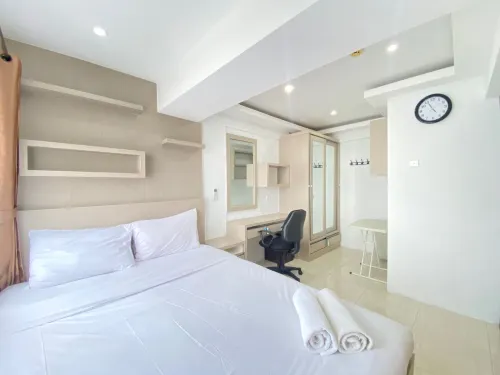 Spacious 1Br Apartment at the Jarrdin Cihampelas Near Ciwalk - Kitchens
