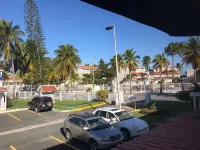 Villas De Playa 2別墅 - 停車場